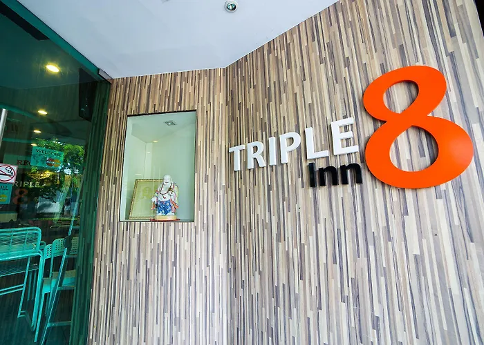 호텔 Triple 8