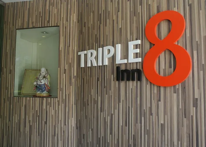 호텔 Triple 8 3*